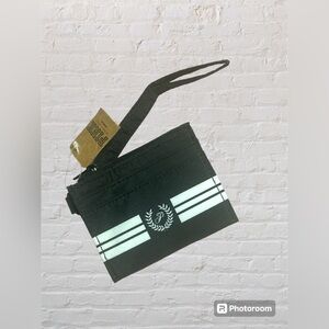 NWT Victora's Secret PINK Card Case Keychain Wallet with Zip Closure (Black Ivy)